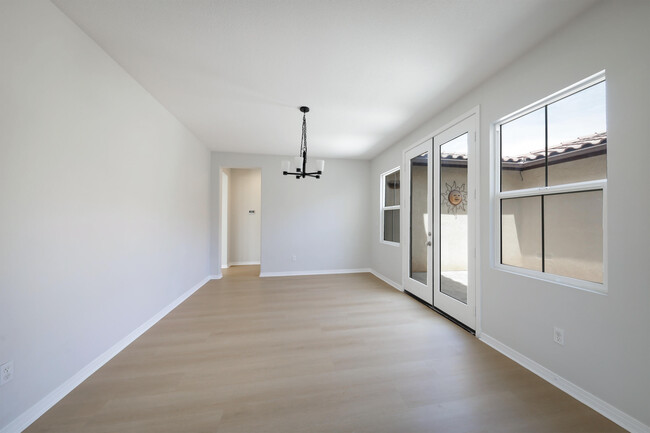 Building Photo - 5702 Segovia Way