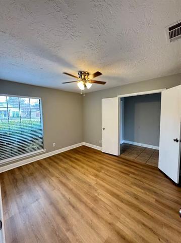 Building Photo - 1213 Colmar Dr