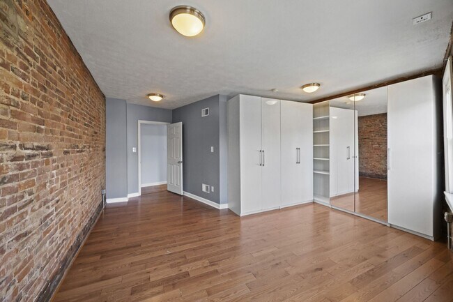 Building Photo - 4213 Butler St