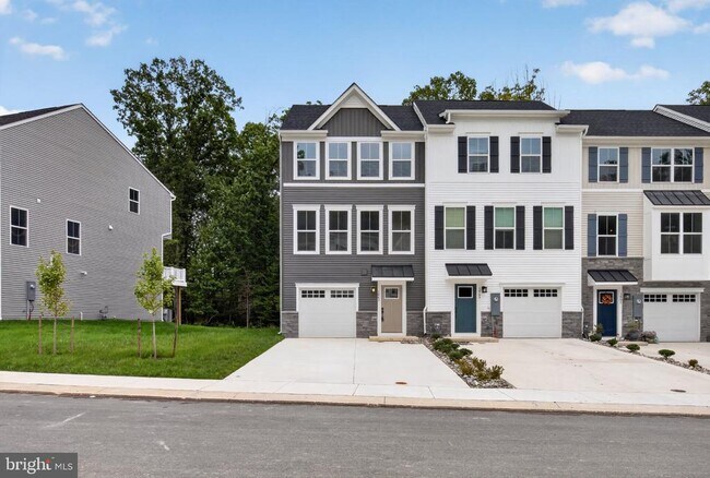 Building Photo - 1863 Bergerac Ct