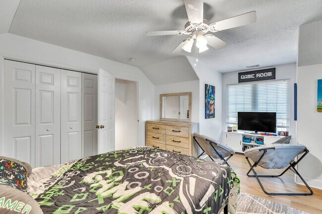 Building Photo - Gorgeously Updated 4 Bed/3.5 Bath in Tranquilla Hall - Buckhead