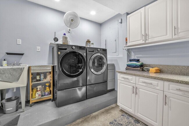 Building Photo - 15225 SW 235th St