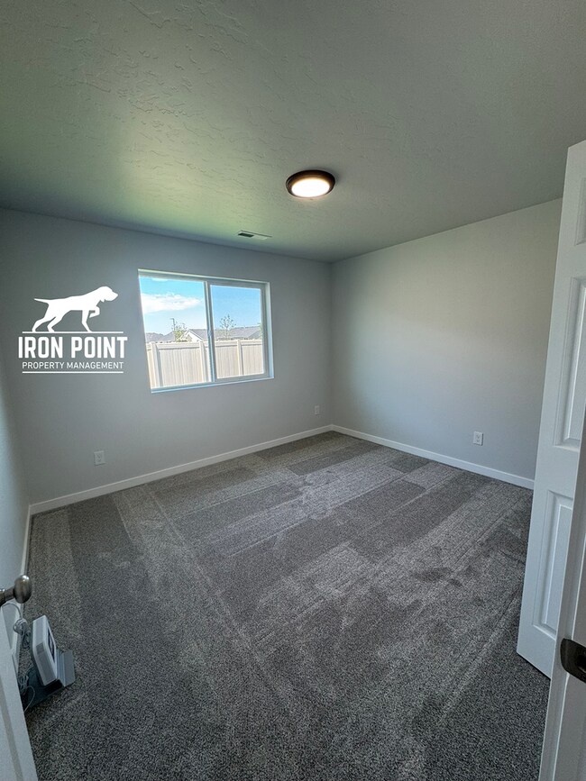 Building Photo - *Move-in Special* Brand New Home w/3 car g...