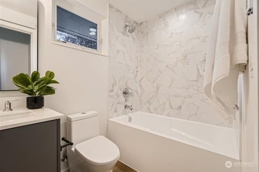 Building Photo - 7510 43rd Ave S