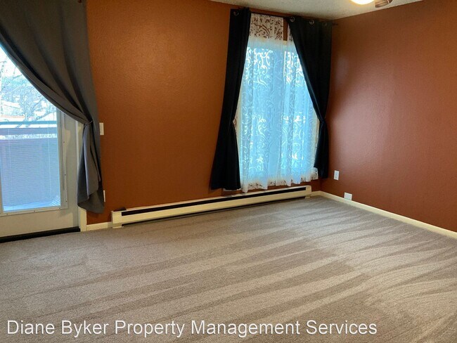 Building Photo - 3 br, 2.5 bath House - 7782 Boundary Avenue