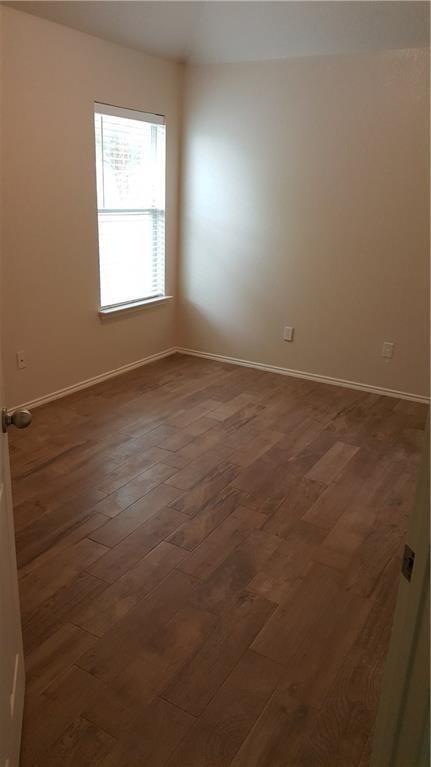 Building Photo - 104 N Treasure Oaks Dr