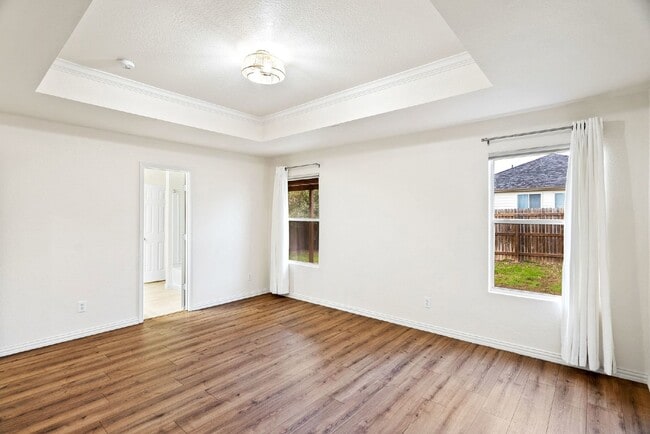 Building Photo - 911 Rustic Cactus