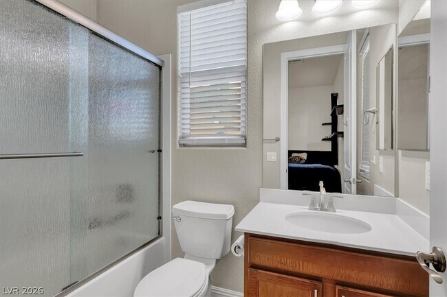 Building Photo - 9936 Wildhorse Cyn Ave