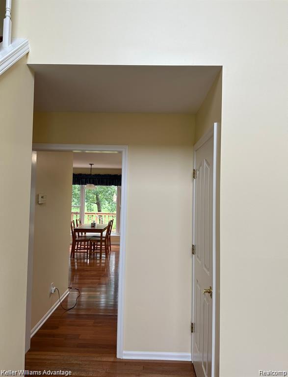 Building Photo - 45655 Larchmont Dr