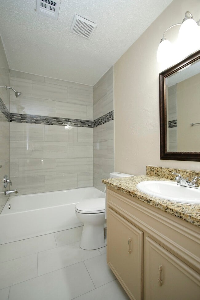 Building Photo - 5429 10th St