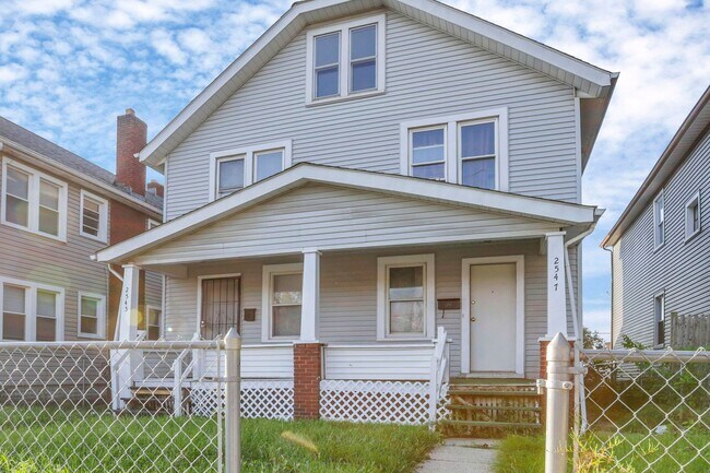 Building Photo - 2545-2547-2547 Sullivant Ave
