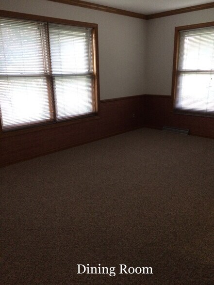 Dining Room - 1010 N Gammon Rd