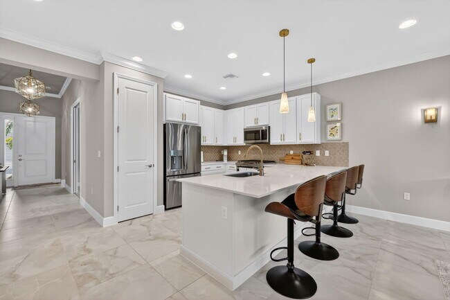 Building Photo - 12447 SW Blue Mangrove Pkwy