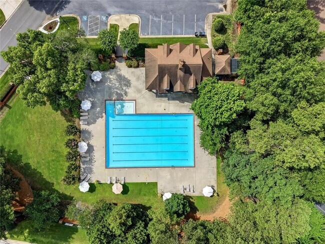 Building Photo - 3475 Golfe Links Dr