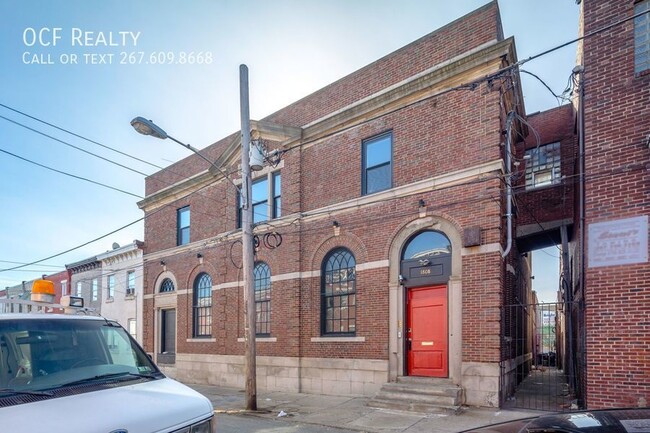 Building Photo - Fishtown Loft One Bedroom Apartment