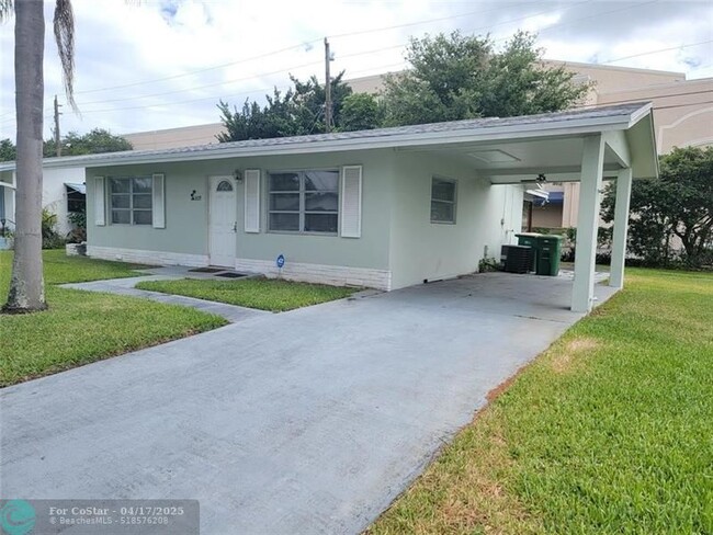 Primary Photo - 2634 NW 51st Pl