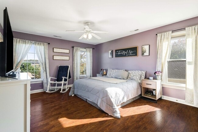 Building Photo - 1141 Decca Dr