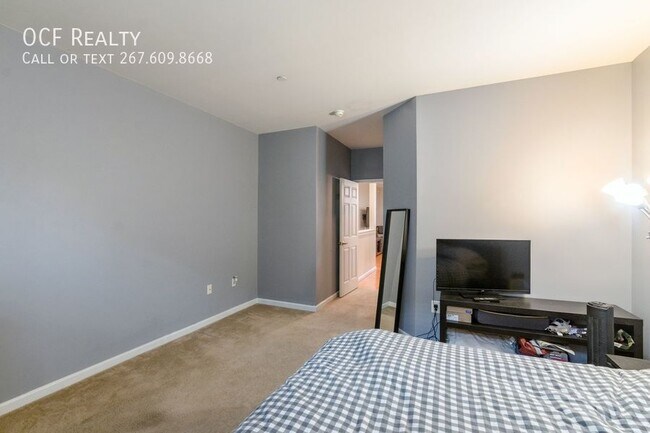 Building Photo - 3147 W Thompson St