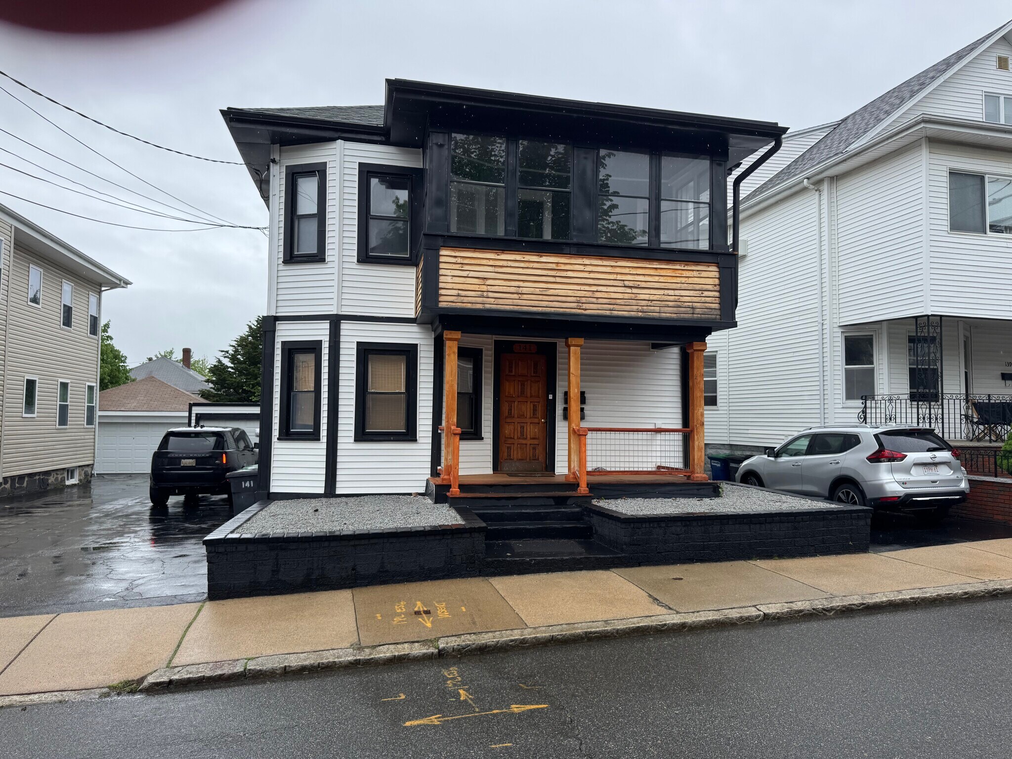 Building Photo - 141 Hillsdale Rd