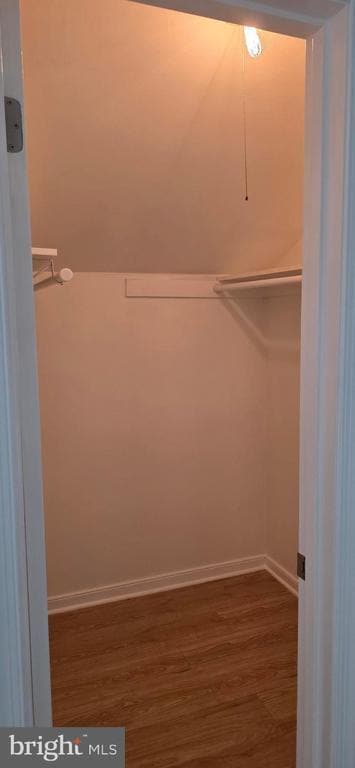 Building Photo - 165 Leeds Ct W