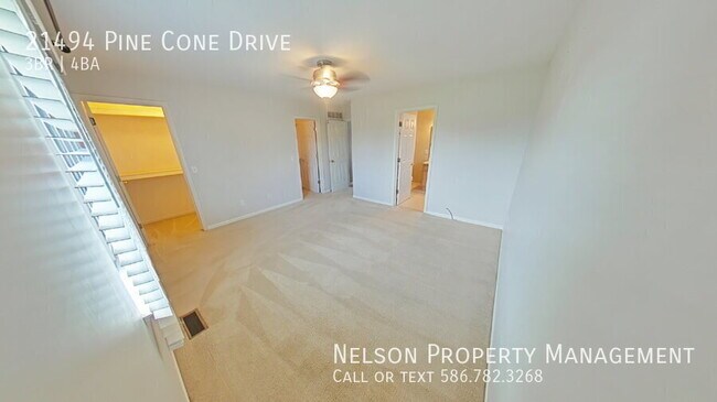 Building Photo - 21494 Pine Cone Dr
