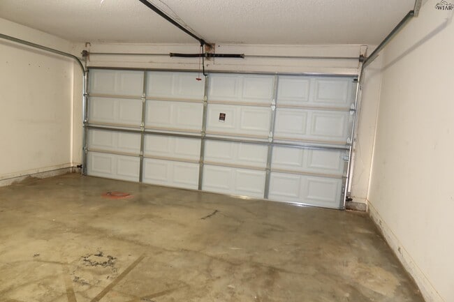 Building Photo - 5223 Air Force Dr