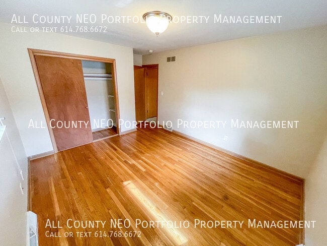 Building Photo - 3054 N Star Rd