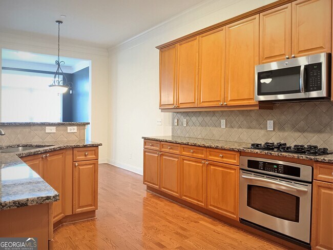 Building Photo - 214 McLaren Gates Dr