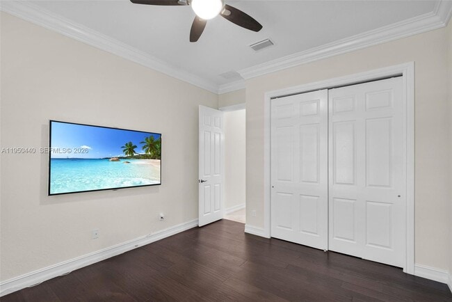 Building Photo - 8944 Little Falls Way