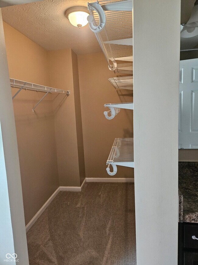 Building Photo - 4085 Lassen Ln