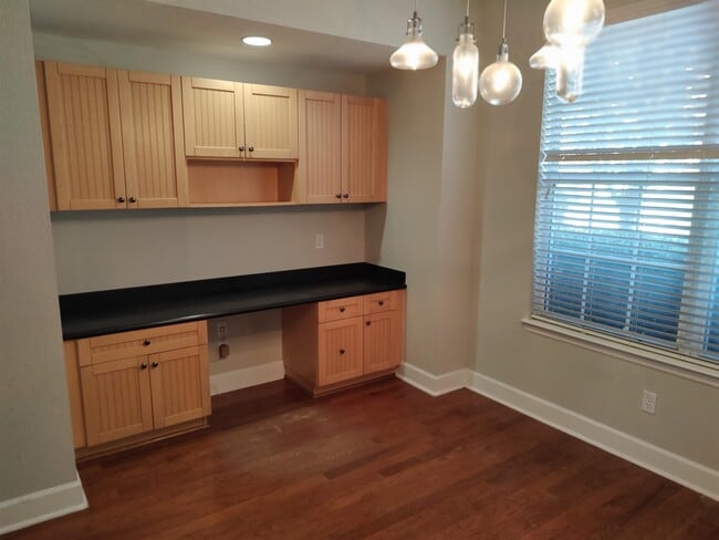 Building Photo - 3712 Riverton Trail