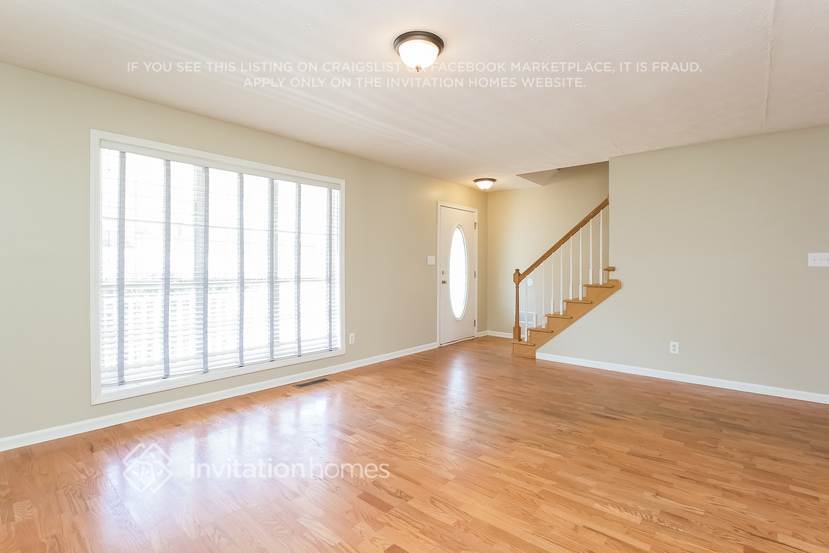 Building Photo - 4420 Elmhurst Ln