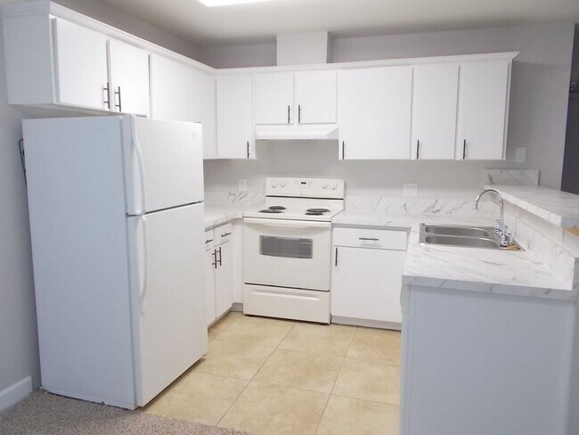 Building Photo - 2732 Alicialynn Way