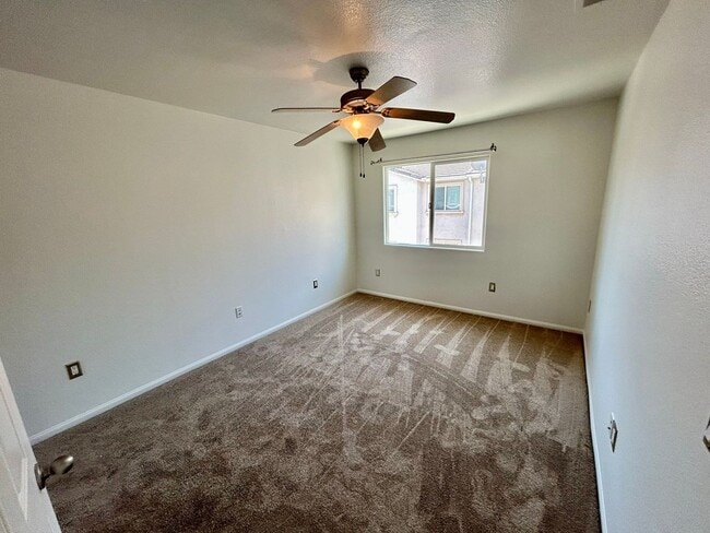 Building Photo - Spacious 3-Bedroom, 2.5-Bath Condo for Ren...