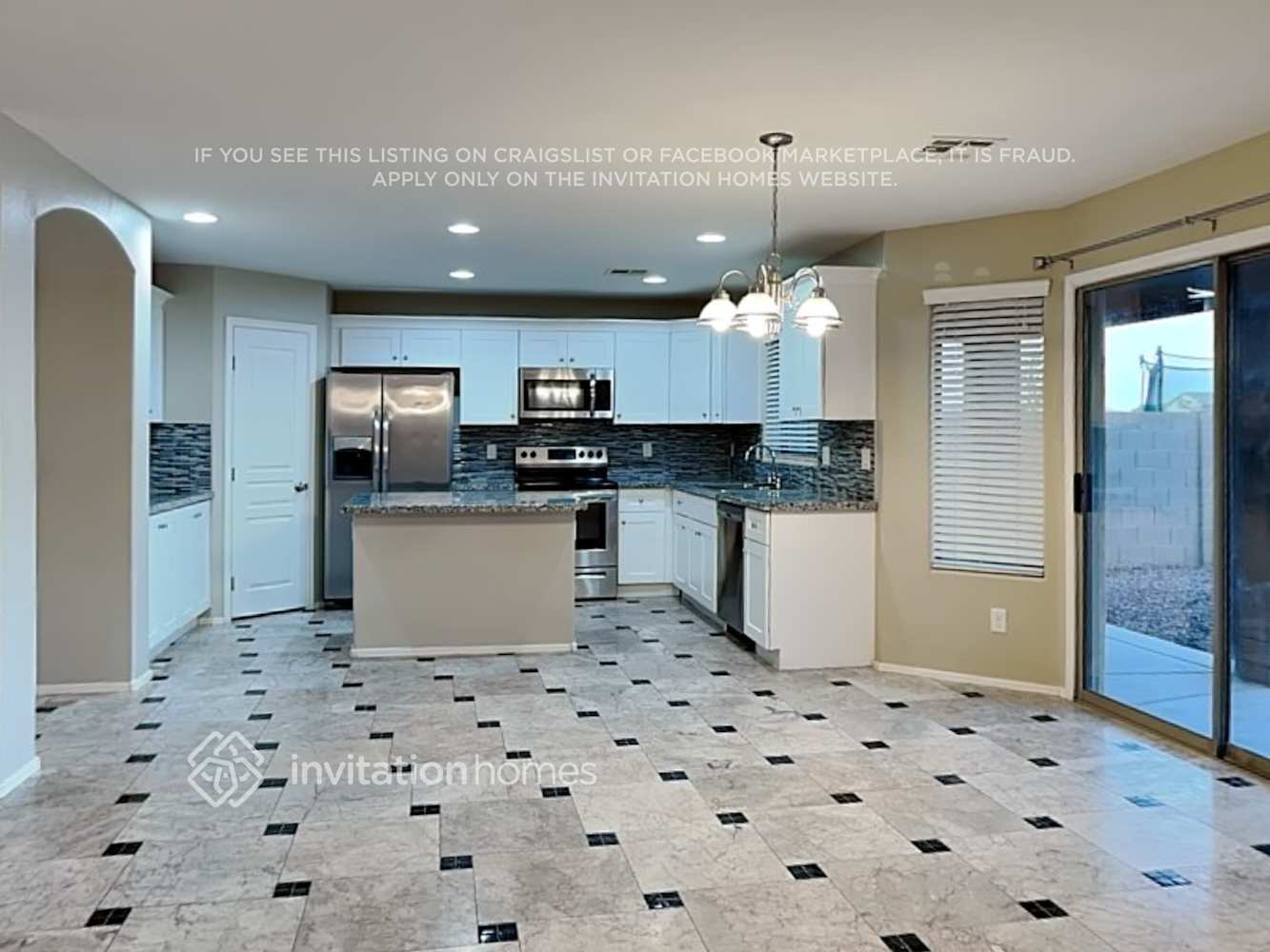 Building Photo - 29117 N Yellow Bee Dr