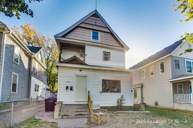 Primary Photo - 2401 Fillmore St NE