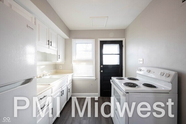 Building Photo - 1319 N Alton Ave