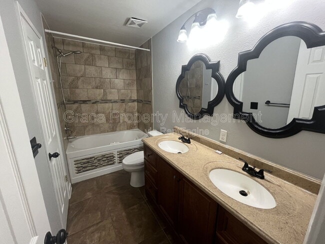 Building Photo - 1137 Milky Way