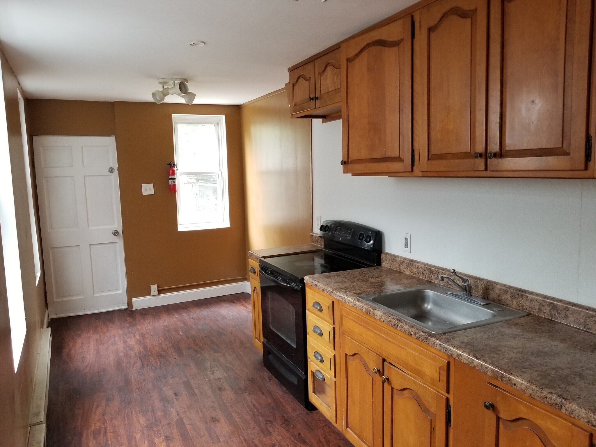 Building Photo - 519 tulpehocken street
