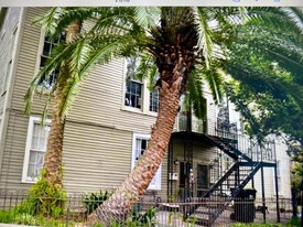 Building Photo - 8233 Freret St
