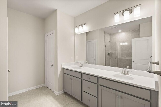 Building Photo - 43430 Stonewood Crossing Ter