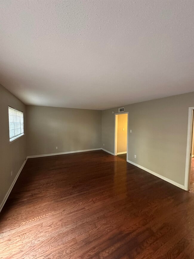 Building Photo - 443 N Highland St