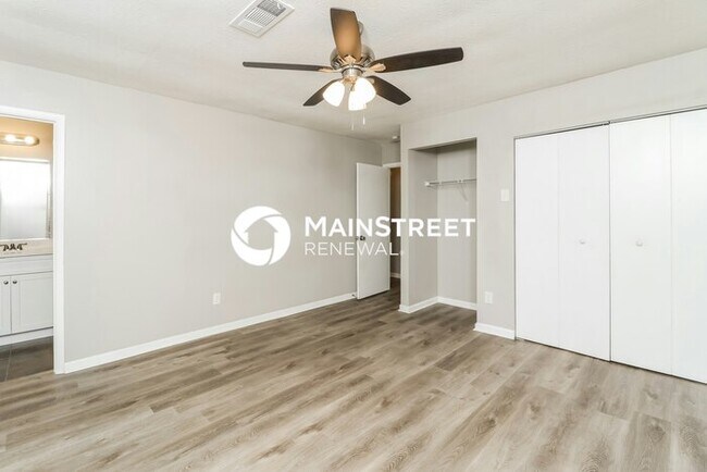 Building Photo - 3 Bedroom Pet-Friendly Home in Tucker, GA with Main Street Renewal