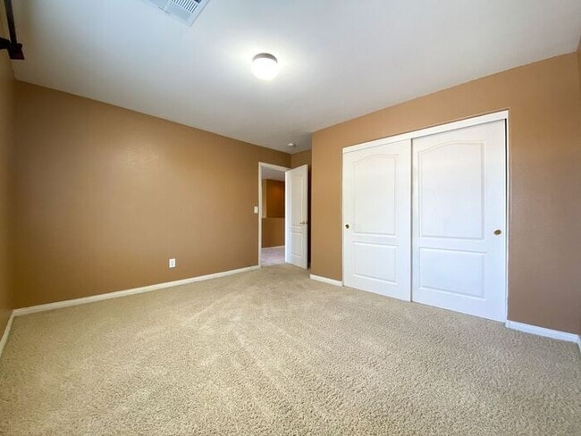 Building Photo - 2700 + Sq ft house with Pool and 3 car garage