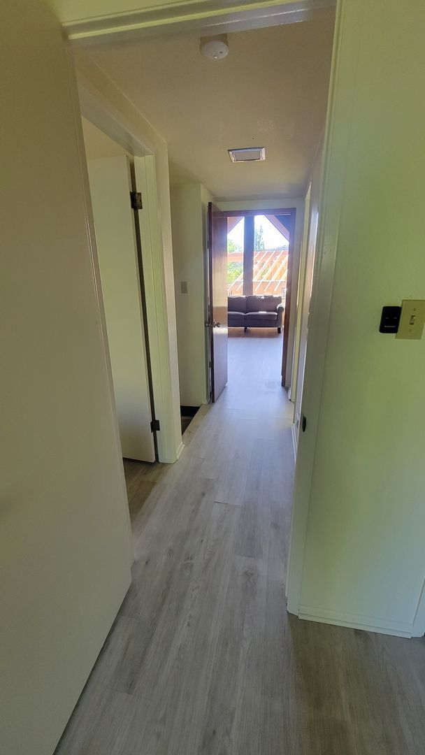 Building Photo - 4 Bedroom Mountain Home Close to Town!