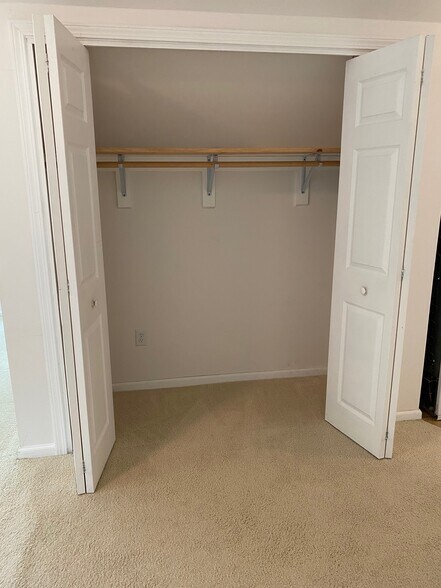 Closet - 95 Mount Soma Blvd