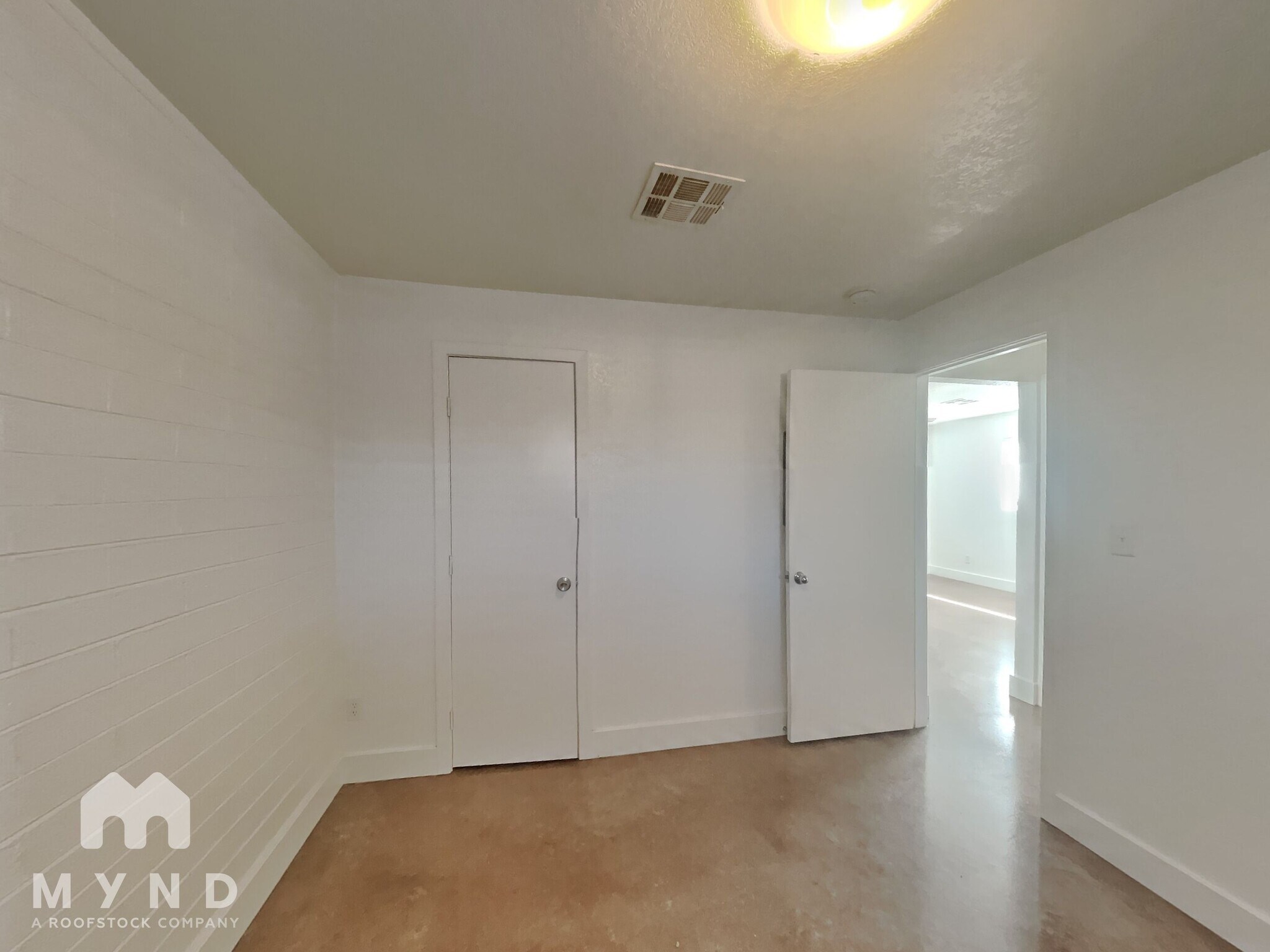 Building Photo - 4824 E Willetta St