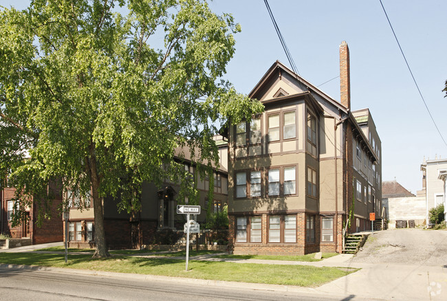 Primary Photo - Steward Apartments