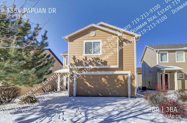 Primary Photo - Three bedroom, two story home on east side...