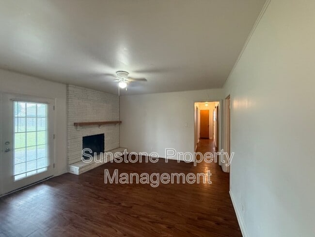 Building Photo - 8281 E 33rd Pl